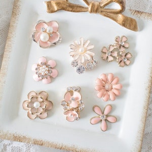 8pcs Pink Flower Assorted Rhinestone Pearl Flatback Gold Metal Base Brooches Button/Wedding Bouquet/Craft Supplies/Accessories Jewerly