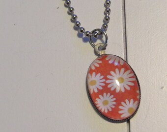 Daisy pendant necklace One of a Kind
