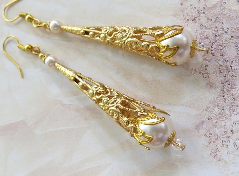 Pearl Drop Earrings and Bracelet Set Antique Gift for Her Ivory Pearl Bracelet and Earrings Ivory Pearl Earrings Gold Jewellery Set