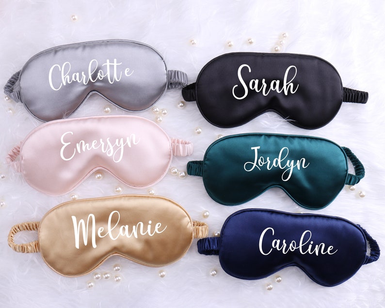 Personalisierte Satin-Augenmaske zum Schlafen, Geburtstagsparty, Übernachtungsgeschenk, Jahrestag, individuelles Monogramm, Bachelorette-Geschenk für Erwachsene und Kinder Bild 1