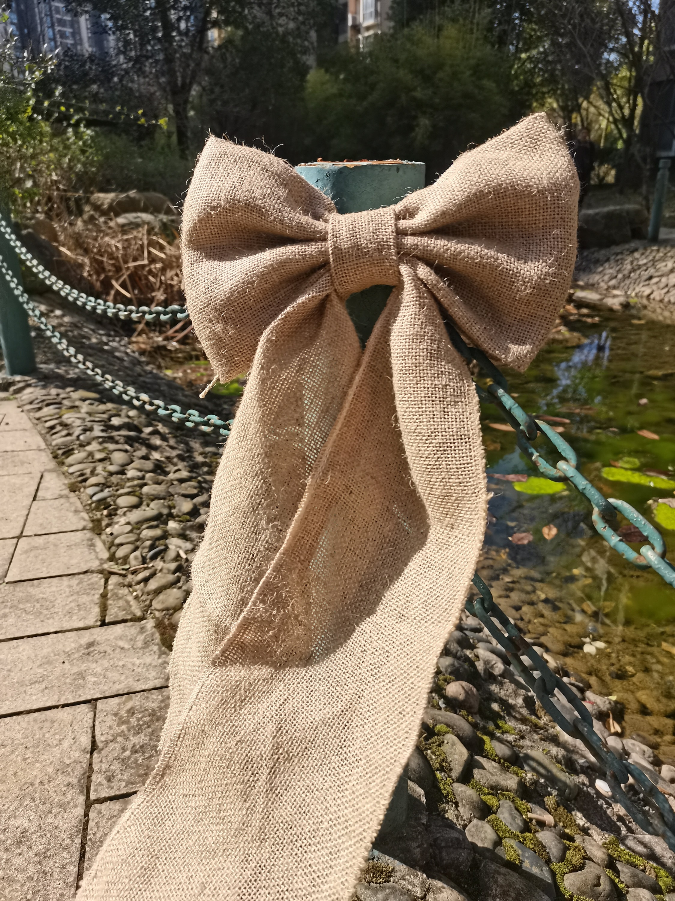 1pc Shabby Chic Decor Burlap  Pew Bows, Burlap bows, Wedding bows, Rustic Bows, Rustic Wedding,