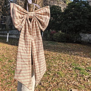 1pc 100% Linen Bow,  shabby Bow, Pew Bow, Nursery bow, Wedding bow, Rustic Bow,Wreath Bow Curtain Tie Back( 14inches wide and 26inches long)