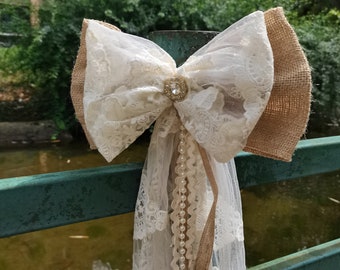 1pc Shabby Chic Decor Burlap and Lace Pew Bows, Burlap bows, Wedding bows, Rustic Bows, Rustic Wedding,