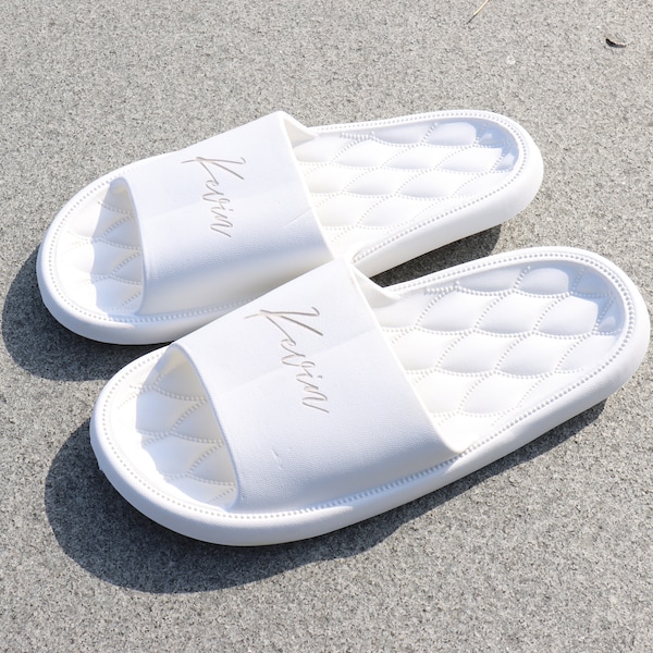 Personalized Groomsmen Slides Foam Home Bathing Slippers Bridesmaid Men Women Husband Father's Day Wedding Beach Spa Sleepover Sandal