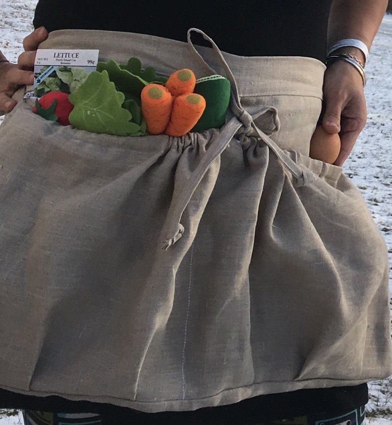 Produce apron Gathering apron Deep Pocket Zipper 100/% Natural Linen Harvesting Apron Gardener Harvest apron Basket apron