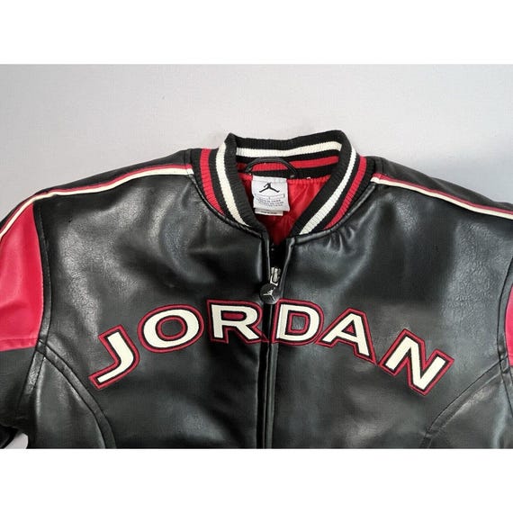ジャケット・アウター JORDAN VARSITY JACKET Jordan Big Kids' Varsity Jacket. Nike JP