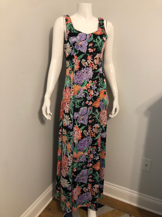 1960’s Serbin by Miriam Ryan long floral dress