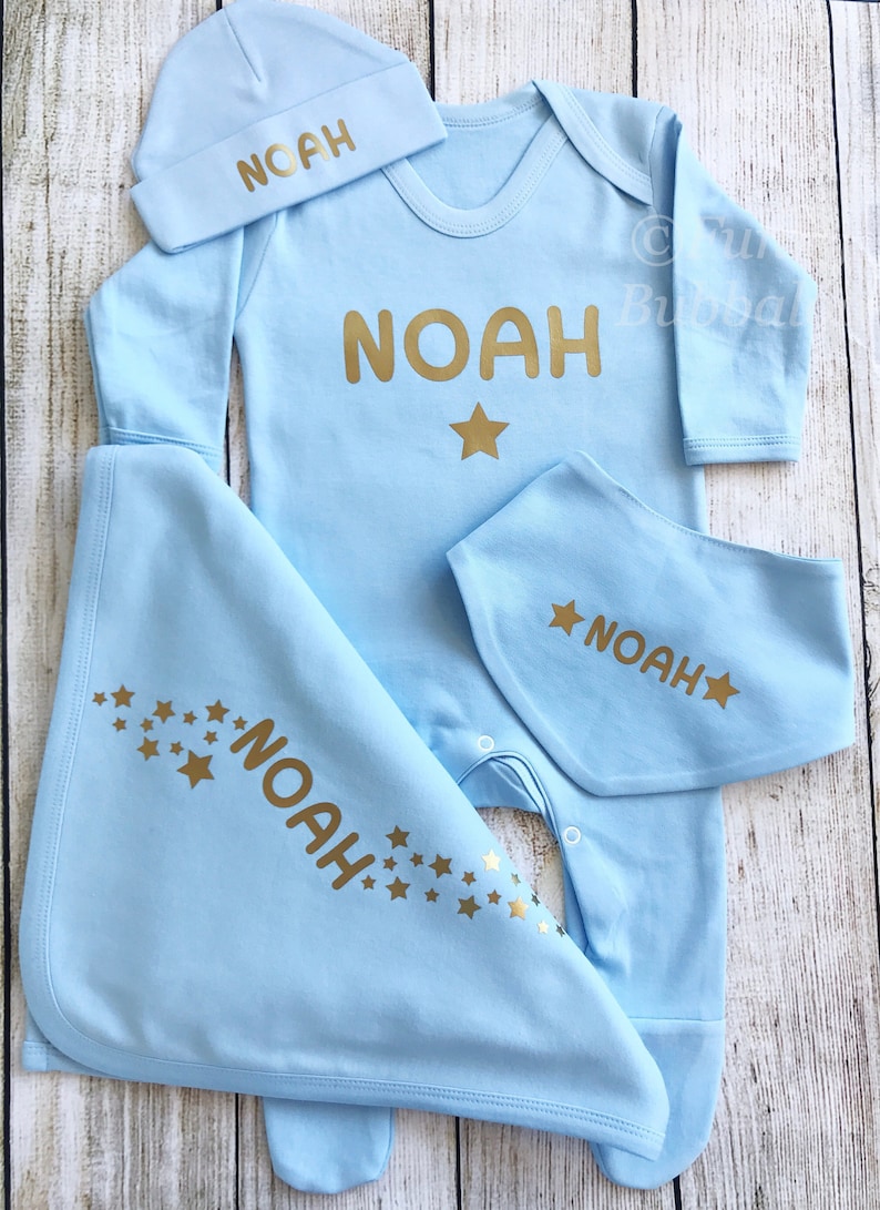 personalised newborn outfit