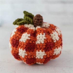 Crochet Plaid Pumpkin Pattern, PDF Pattern for a plaid pumpkin, INSTANT Download Pattern PDF image 1