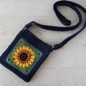 Crochet Crossbody Bag Pattern, Granny Square Crochet Pattern,  Crochet Sunflower purse pattern, Instant Download PDF