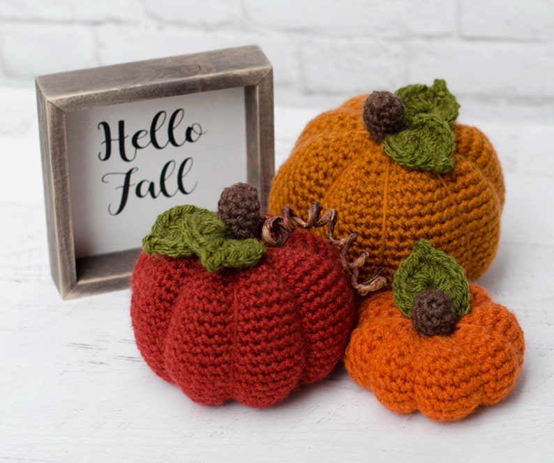 Crochet Pumpkin Pattern, PDF Pattern for 3 sizes of crochet pumpkins, INSTANT Download Pattern PDF image 1