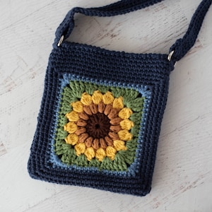 Crochet Crossbody Bag Pattern, Granny Square Crochet Pattern, Crochet Sunflower purse pattern, Instant Download PDF image 2