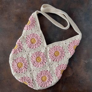 Sweet Dahlia Crochet Bag, Floral Crochet purse pattern, Instant Download PDF