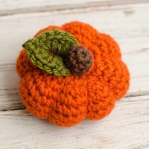 Crochet Pumpkin Pattern, PDF Pattern for 3 sizes of crochet pumpkins, INSTANT Download Pattern PDF image 3
