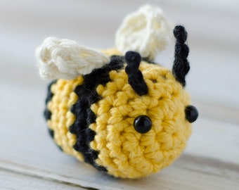 Bee Amigurumi Pattern - Crochet Pattern, Bumble Bee Amigurumi, Crocheted Honey Bee Pattern, Bee Toy Tutorial, Instant Download Pattern PDF