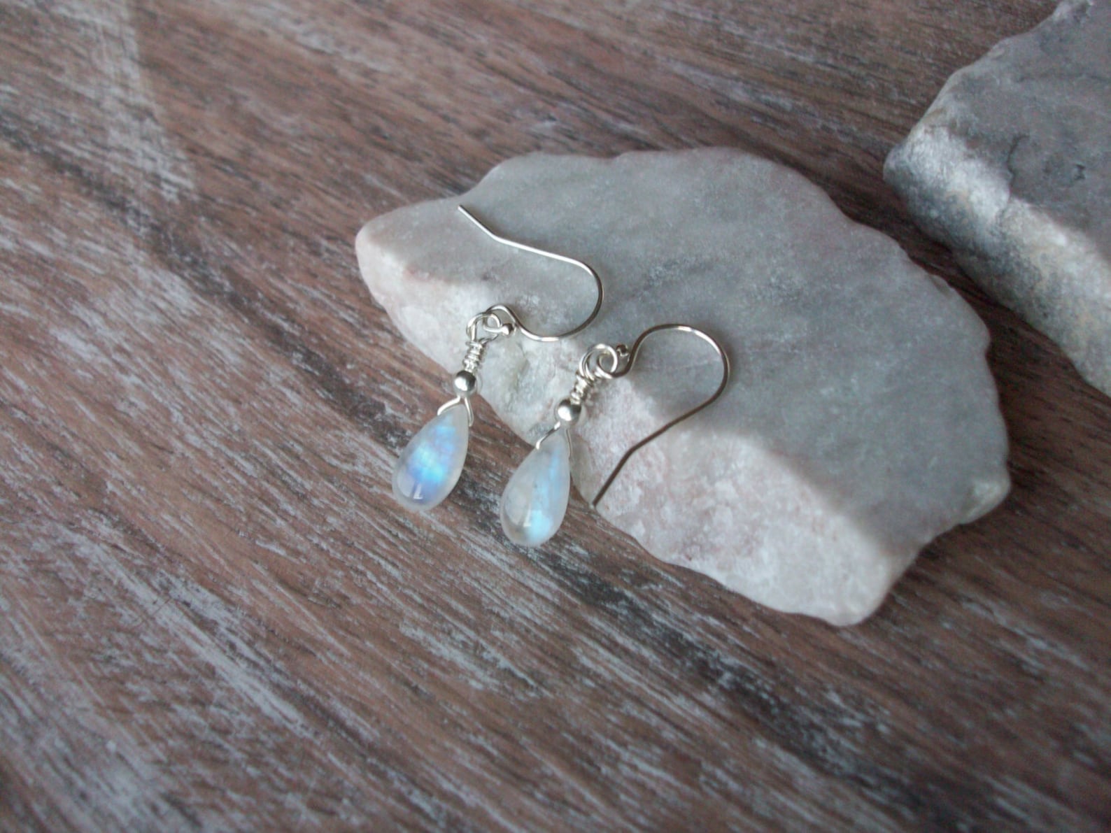 •STARBURST• rainbow moonstone + gold earrings