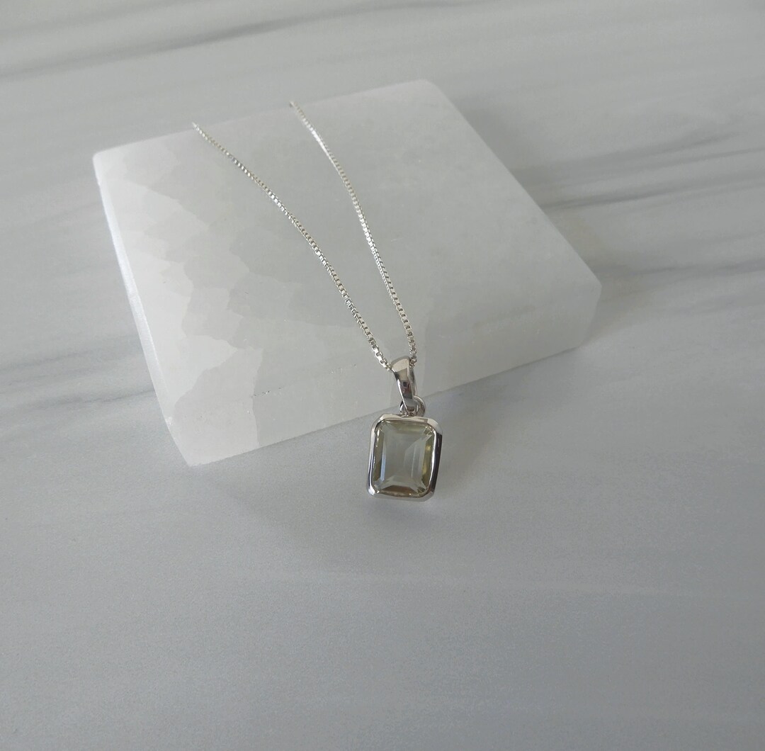 Green Agat necklace 