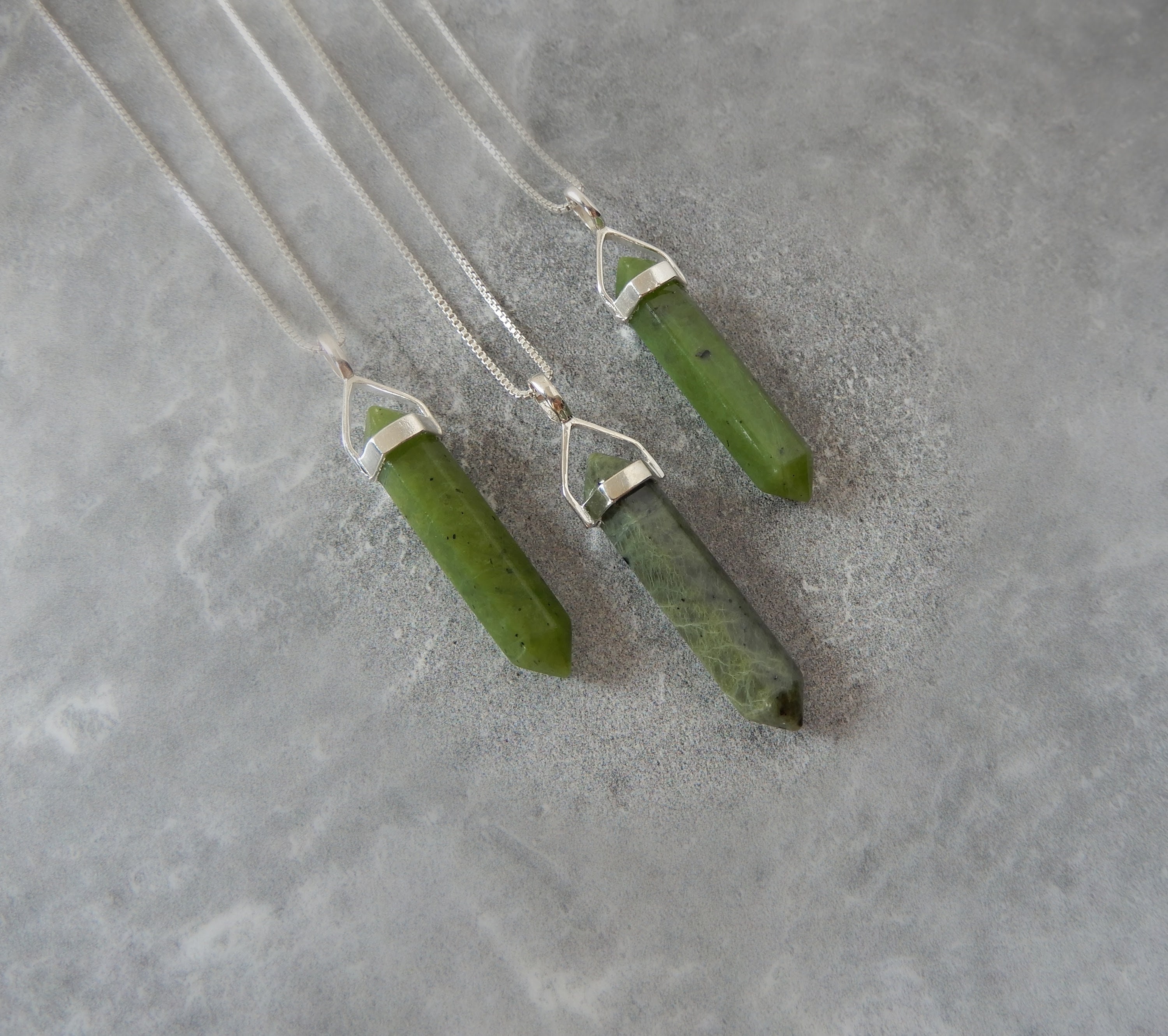 Pas de prix de réserve - Pendentif en jade néphrite non traité certifié