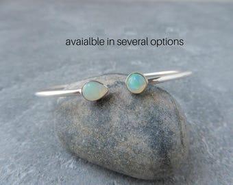 Pulsera de ópalo en plata de ley • Brazalete de ópalo etíope • Joyería con piedra natal de octubre • Pulsera de ópalo genuino • Ópalo Welo ardiente • Regalo de cumpleaños