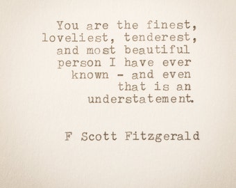 Citation de machine à écrire Scott Fitzgerald... Tapé à la main sur une machine à écrire des années 1970 - Citation, signet, taille 4 3/8 x 3 2/8 po