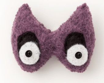 DIY Halloween Decorations - Felt Ornament Pattern - Halloween Decorations - Spooky Vampire Eyes - Instant Download