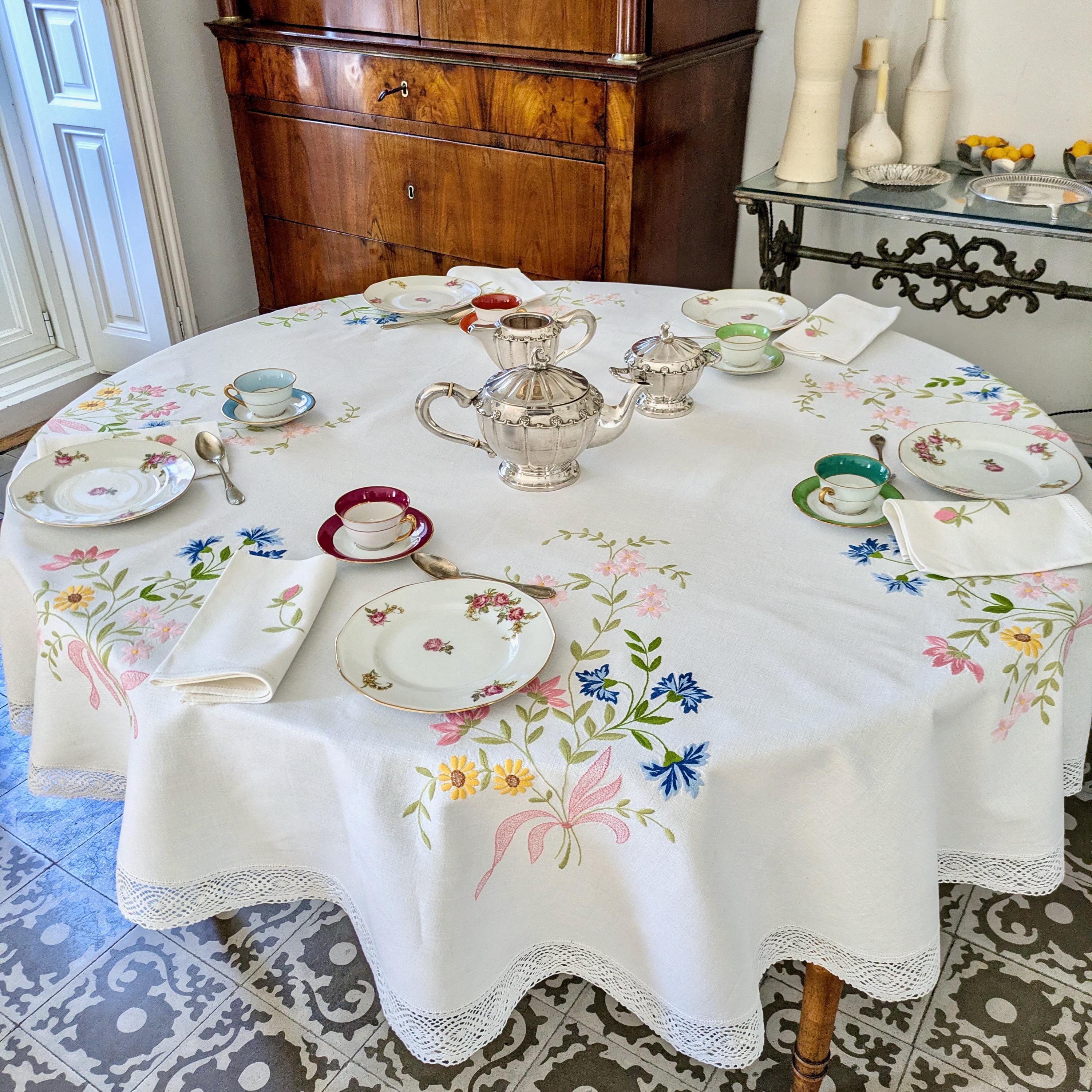 Grande Nappe Ronde Écrue - Broderies Et Incrustations Floral - Coton/Polyester
