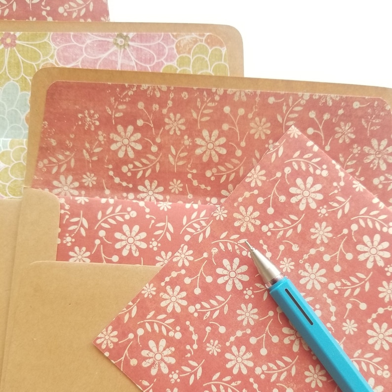 Vintage Greeting Cards Handmade Blank Note Cards for all Occasions Pack of 4 envelope liner w matching card