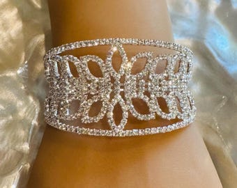 Bracelet/ Rhinestone Bracelet/Silver Rhinestone Bracelet/Cuff Bracelet/Prom Jewelry/Bridal Jewelry/ Bridal Bracelet/Wedding Jewelry