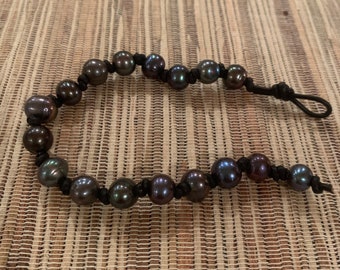 Male Tahitian black pearl bracelet