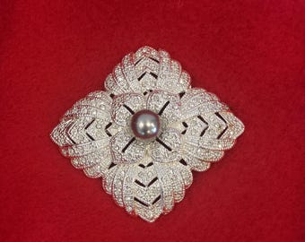 RARE 60s Napier Brooch Silver Toned With 136 Rhinestones & Faux Gray Pearl Center and Leaf Like Petals-Like New Sparkly Napier Brooch Signed