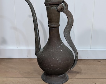 Jarra antigua de bronce y cobre del siglo XIX de Oriente Medio (Aftaba) para lavarse las manos - Jarra primitiva forjada a mano con pátina envejecida - Recipiente de colección