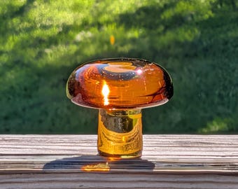 VTG 60's Glass Mushroom Sculpture Amber Yellow 3 3/4" Cap x 3 1/4" Tall, Viking/Blinko Style Amber Glass Mushroom-Glass Mushroom Paperweight