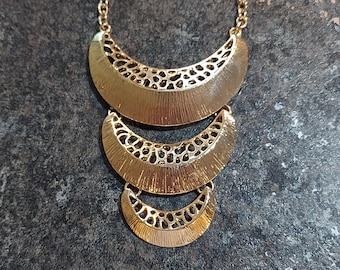 RARE Vintage Gold Tone 3 Tier Crescent Moon Necklace-Triple Half Moon Necklace-Moon Statement Necklace-Boho Egyptian Style Moon Necklace