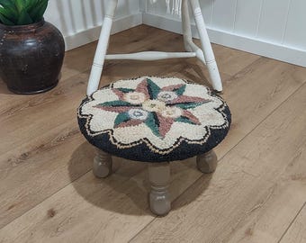 RARE 1940's Hand Weaved Floral Rug Footstool With Wood legs Tan & Black-40s Tapestry Footstool-French Country Boho to Farmhouse Footstool