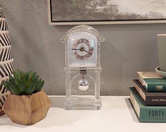 Rare Vintage Chung Chung Crystal Pendulum Clock Quartz Clock Made in Taiwan-Heavy Clear Crystal Pendulum Clock Roman Numeral Battery Clock