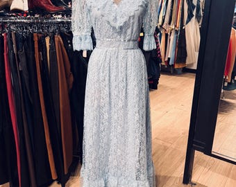 Vintage 1970s Light Blue Lace Maxi Dress (Small)