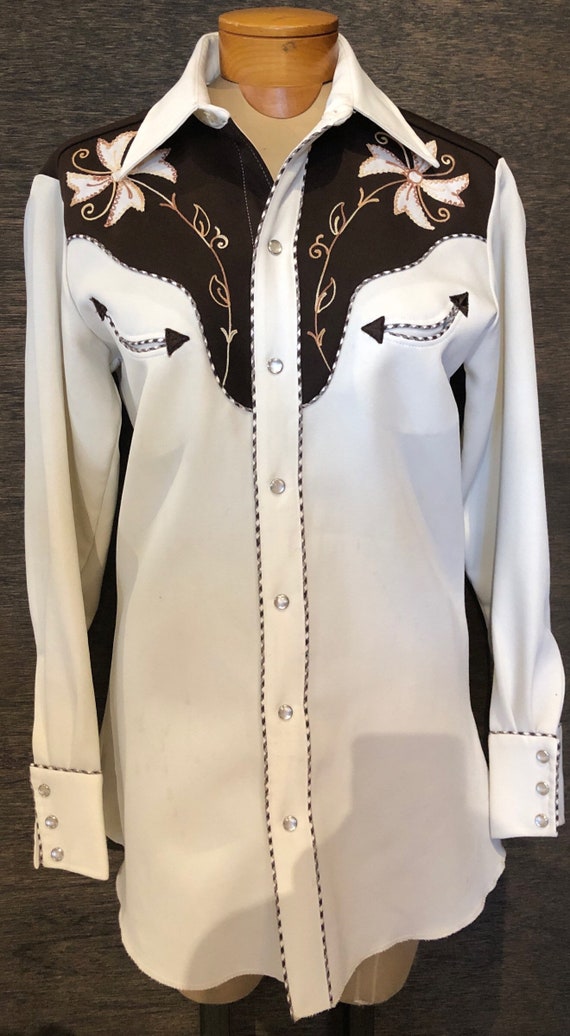 Vintage HBarC Embroidered Western Pearl Snap