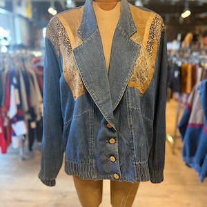 Womens 90’s Vintage Studded Denim Leopard Jacket