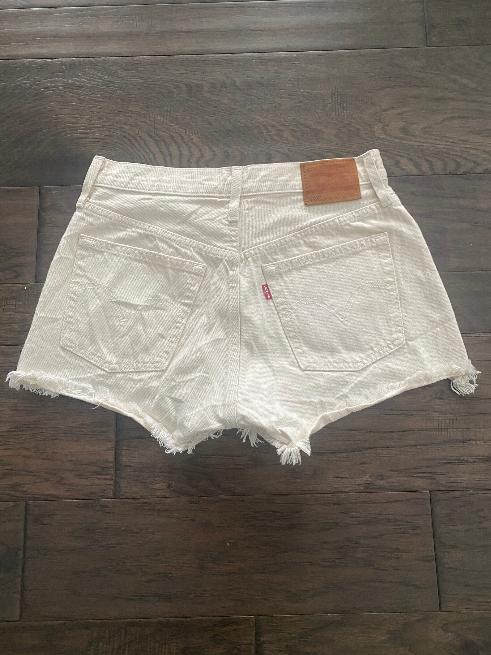 off white levis 501