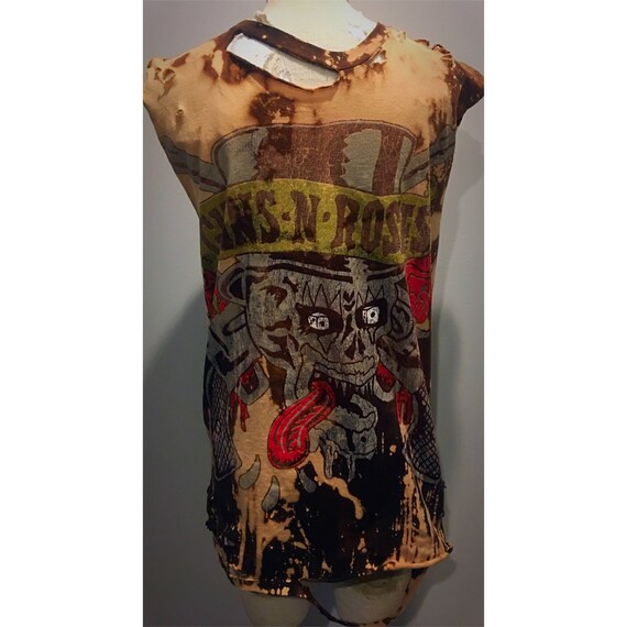 Custom Distressed Guns N Roses Tshirt