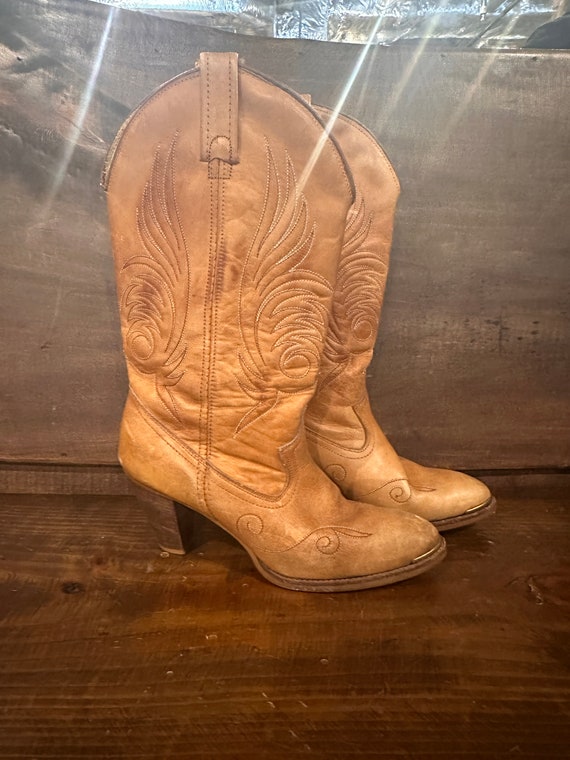Women’s Vintage Acme Western Cowboy Boots
