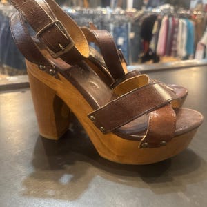 Bed|Stü Brown Leather Wooden Platform Sandals | Chunky Slingback Clog Heels