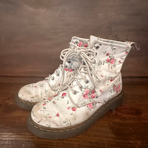 Vintage weiße Rose Detaillierte Dr Martens