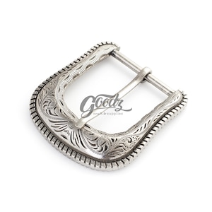 Engraved Antique Silver Cowboy Belt Buckle - 42mm