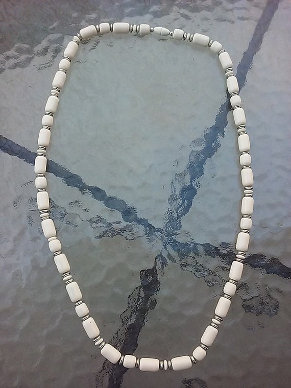 Vtg Rounded Rectangular Mixed Bead 32" Necklace H… - image 1