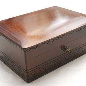 Boîte en bois pour bijoux et bibelots, coffret élégant brun noble avec clé, étui vitage lisse