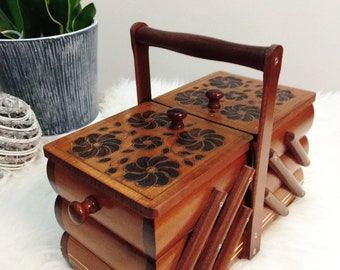 Grande boîte à couture en bois, boîte de rangement concentrina couleur aulne, boîte accordéon en bois en porte-à-faux avec motif floral incrusté