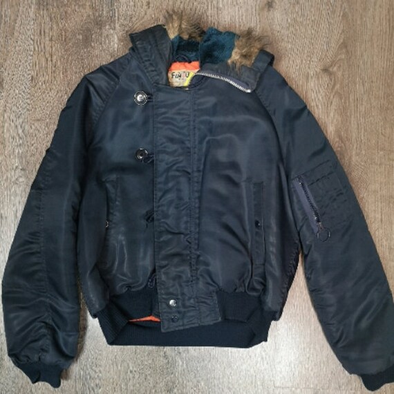 90s Vintage Classic World Famous Navy Blue Puffey Jacket with Neon Orange Quilted Lining & Faux Fur Hood, Perfect Urban Trendsetter's Gift