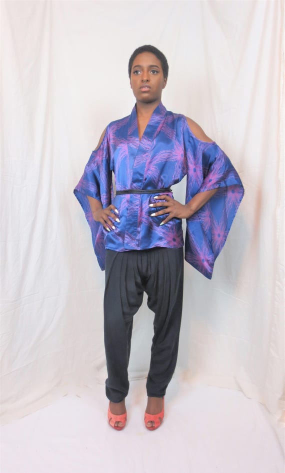 Kefira custom one of a kind upcycled 80s kimono lingerie shoulder cut out westworld geometric print Japanese robe blouse