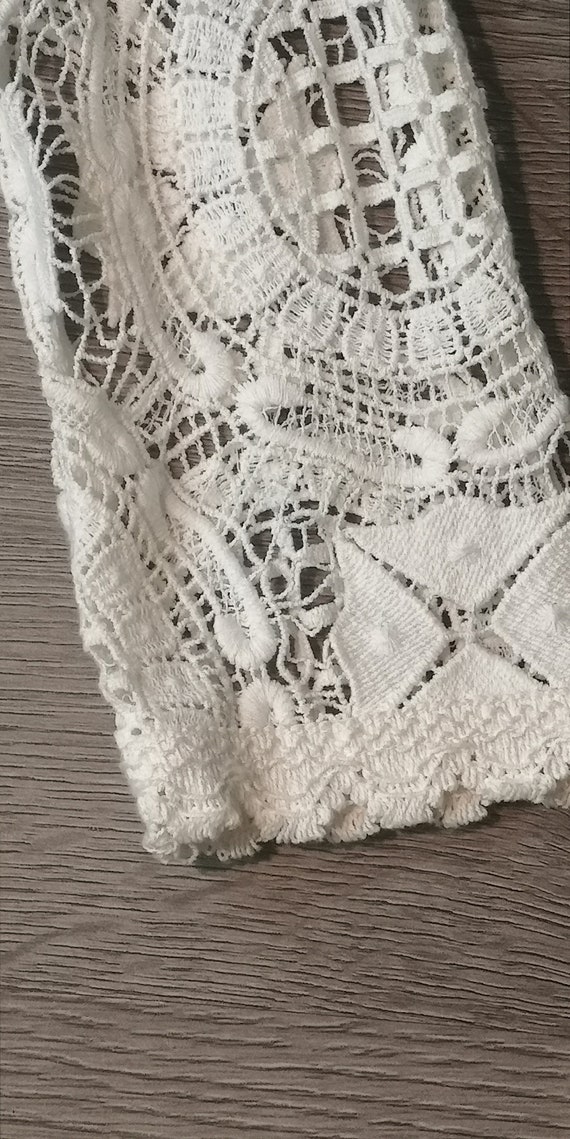 Boho Guipure Crochet Lace Mini Dress - 60s Vintag… - image 10